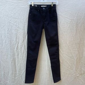 721 Levi’s High Rise Black Skinny Jeans